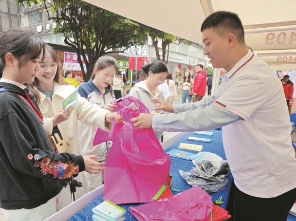 我市启动“世界水日”“中国水周”宣传活动  展现柳州治水画卷 增强市民护水意识