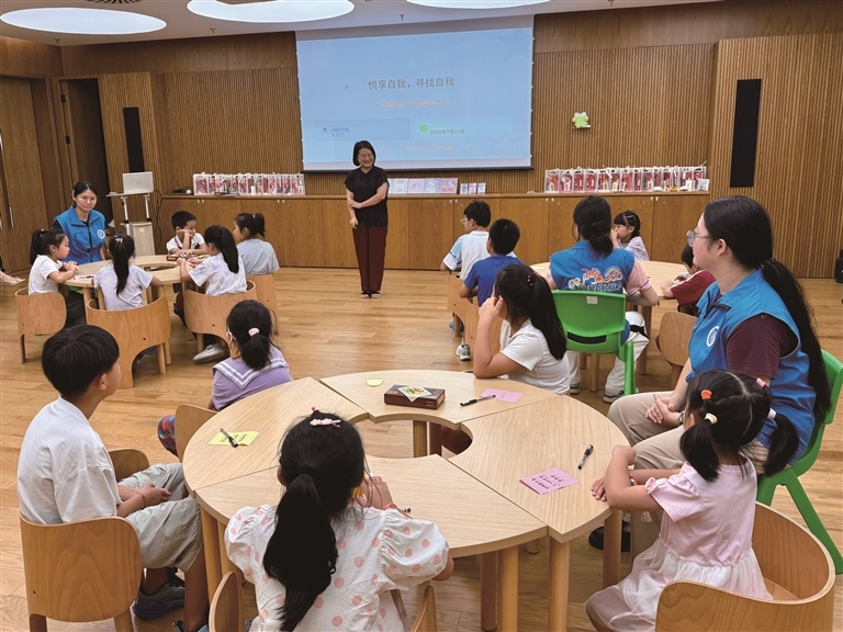 “悦纳自我 阳光启航”2026年“龙城少年心动力”主题夏令营活动启幕  开展心灵对话 学会接纳自我